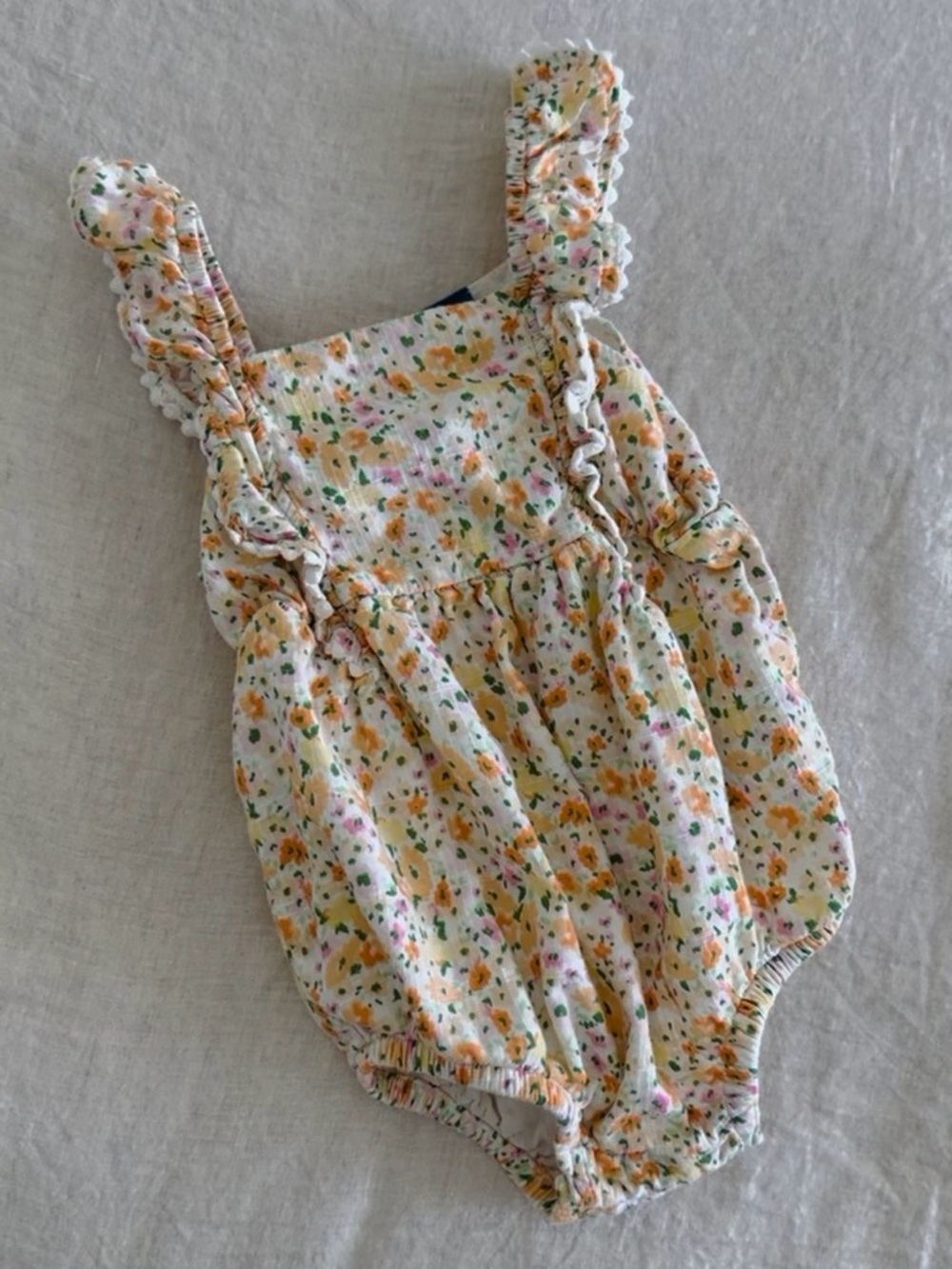 Flutter sleeve one piece romper